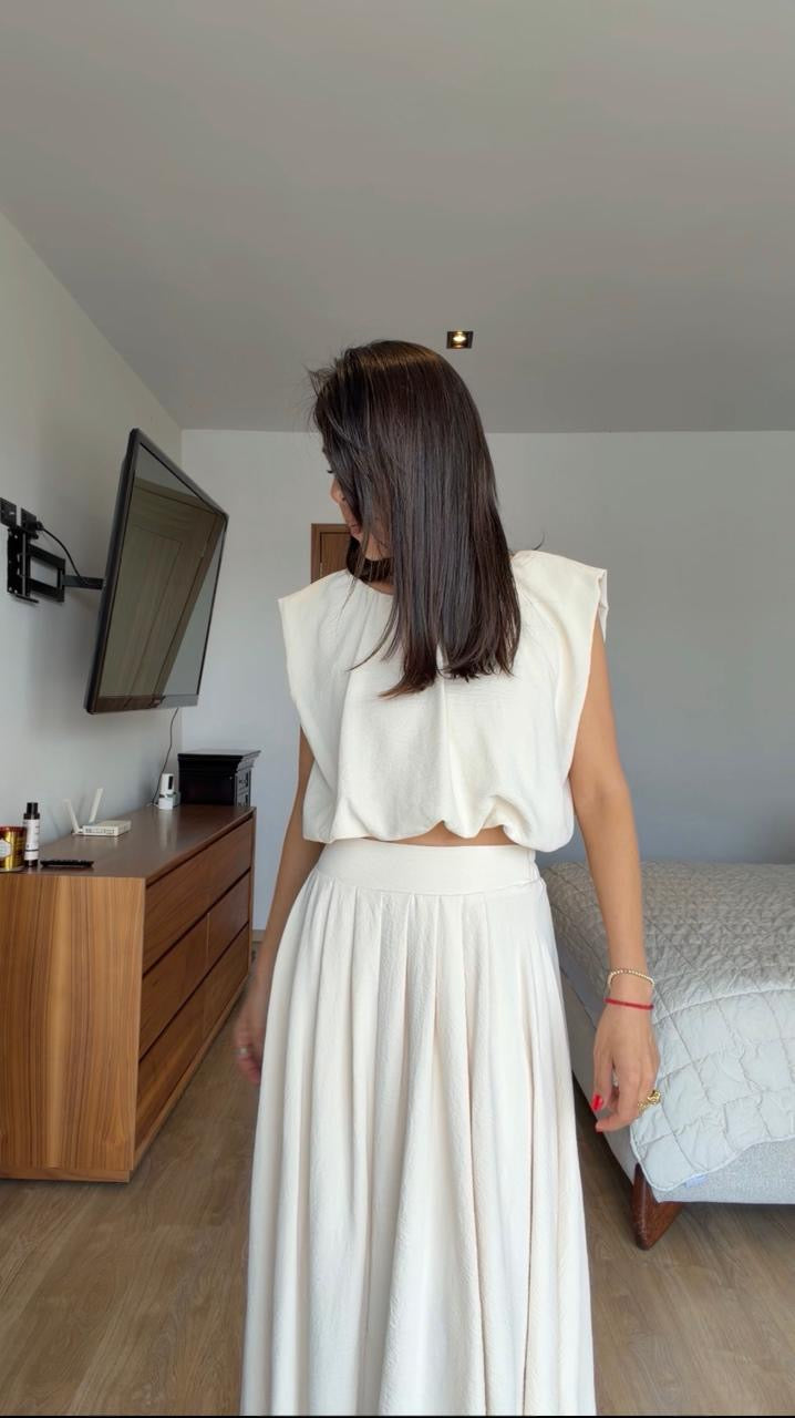 Set beige falda y top
