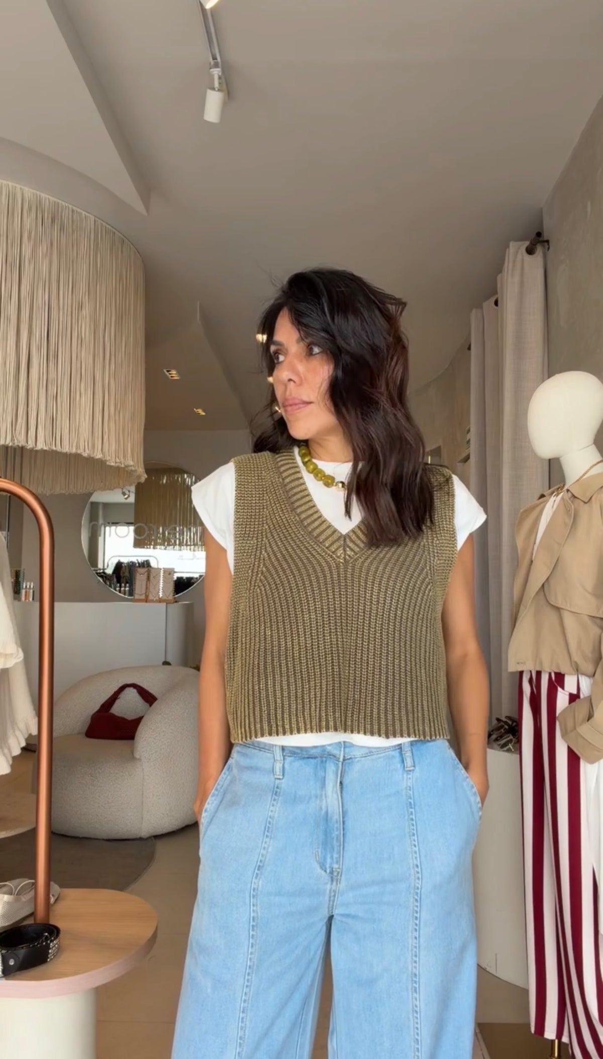 Tshirt con chaleco verde