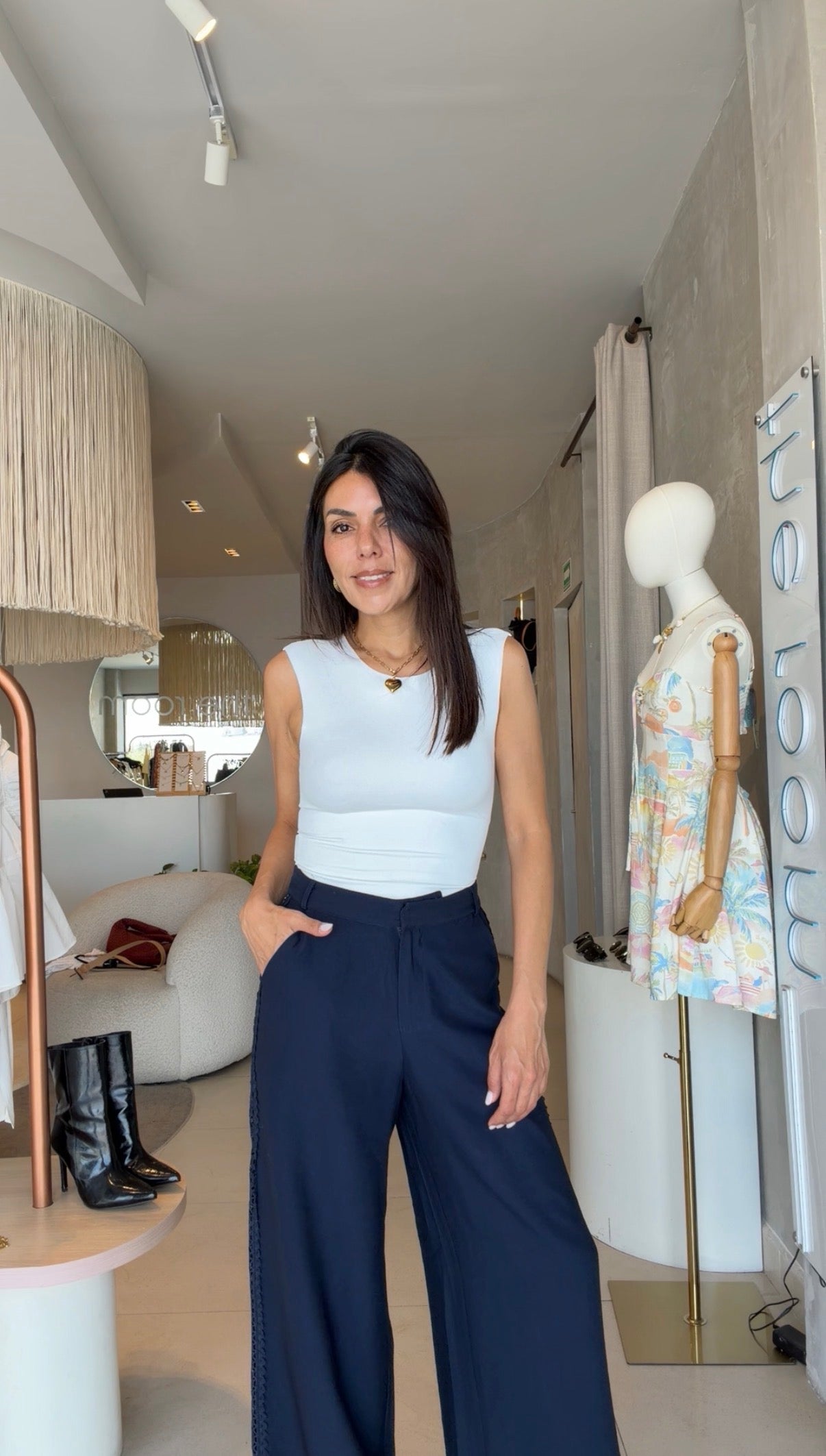 Pantalón crochet azul marino