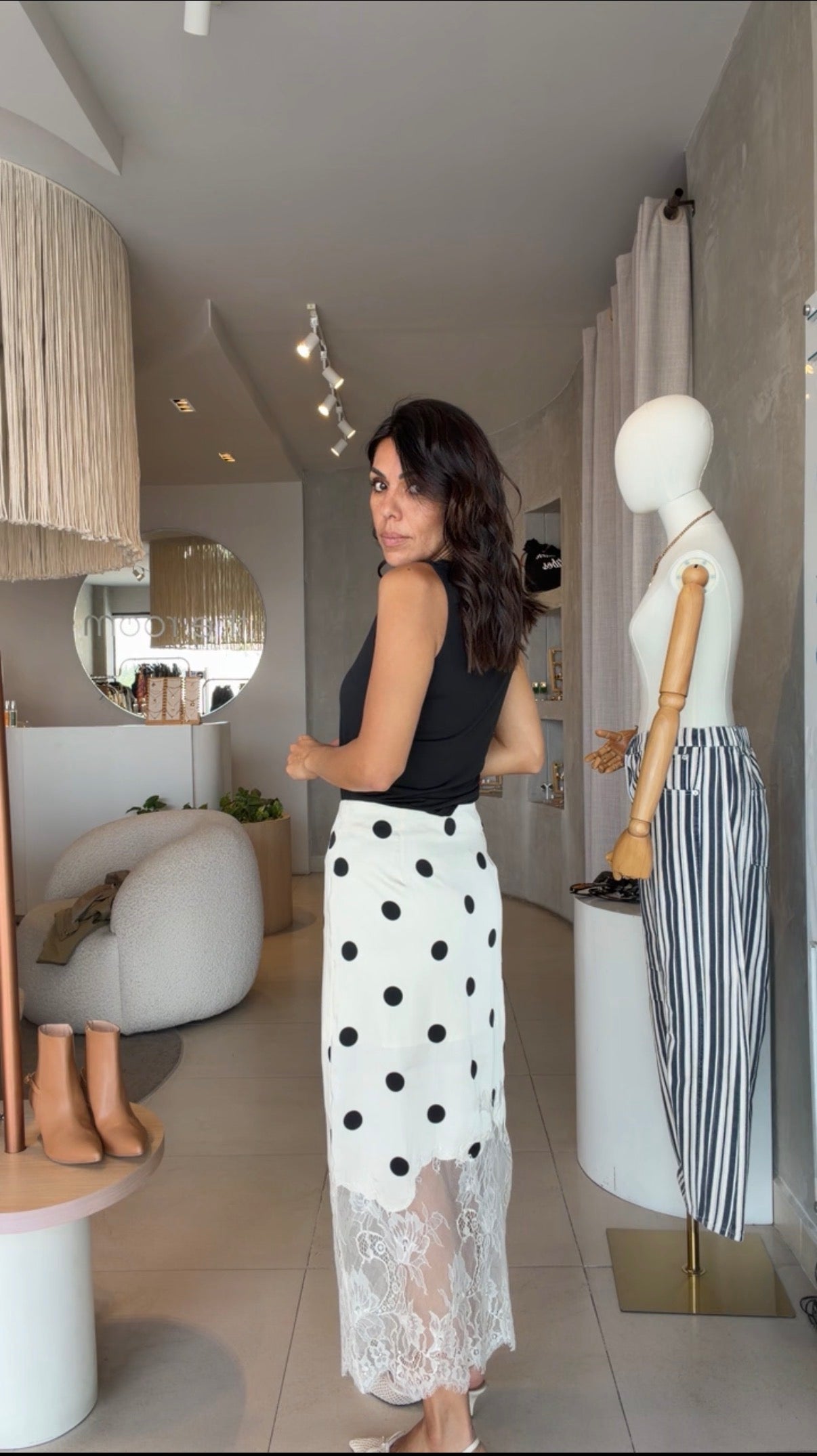 Falda polka dots encaje