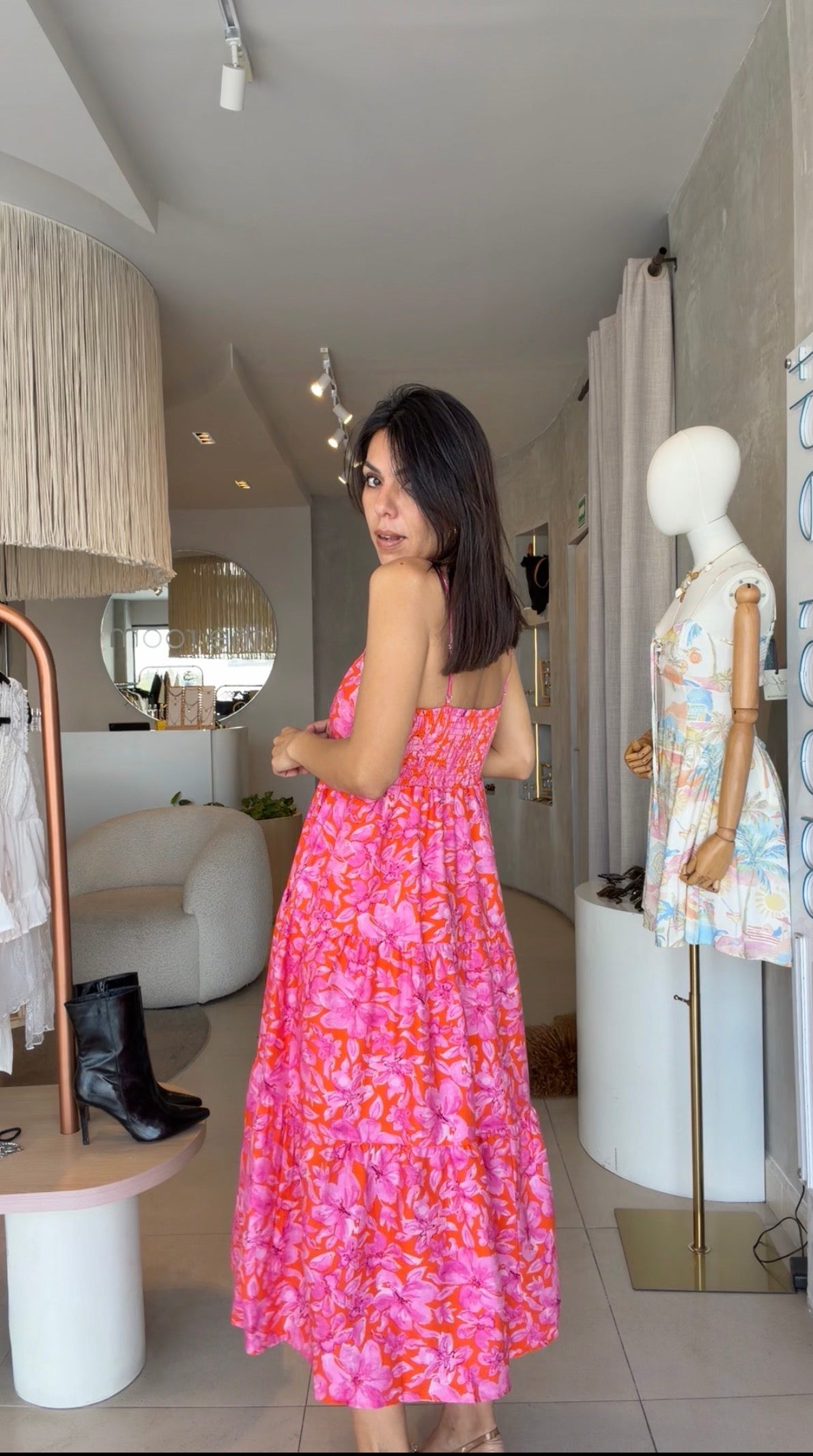 Vestido rosa flores