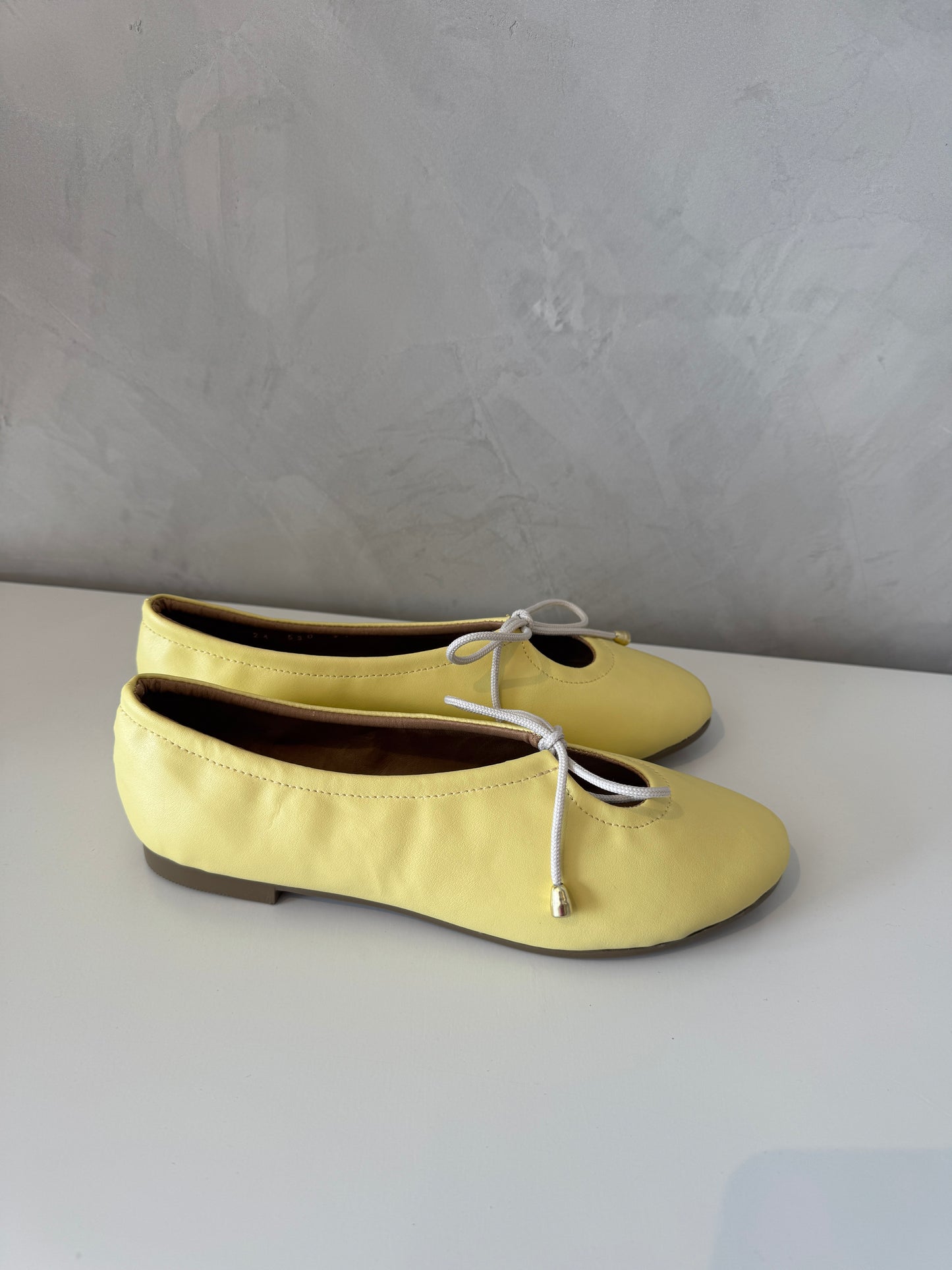 Zapatos Kenia ananas