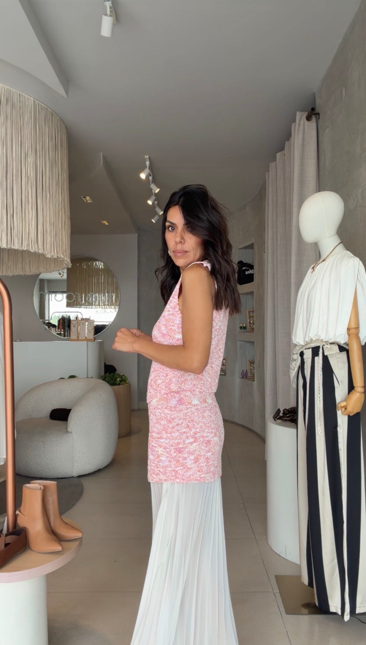 Set coral chaleco y falda