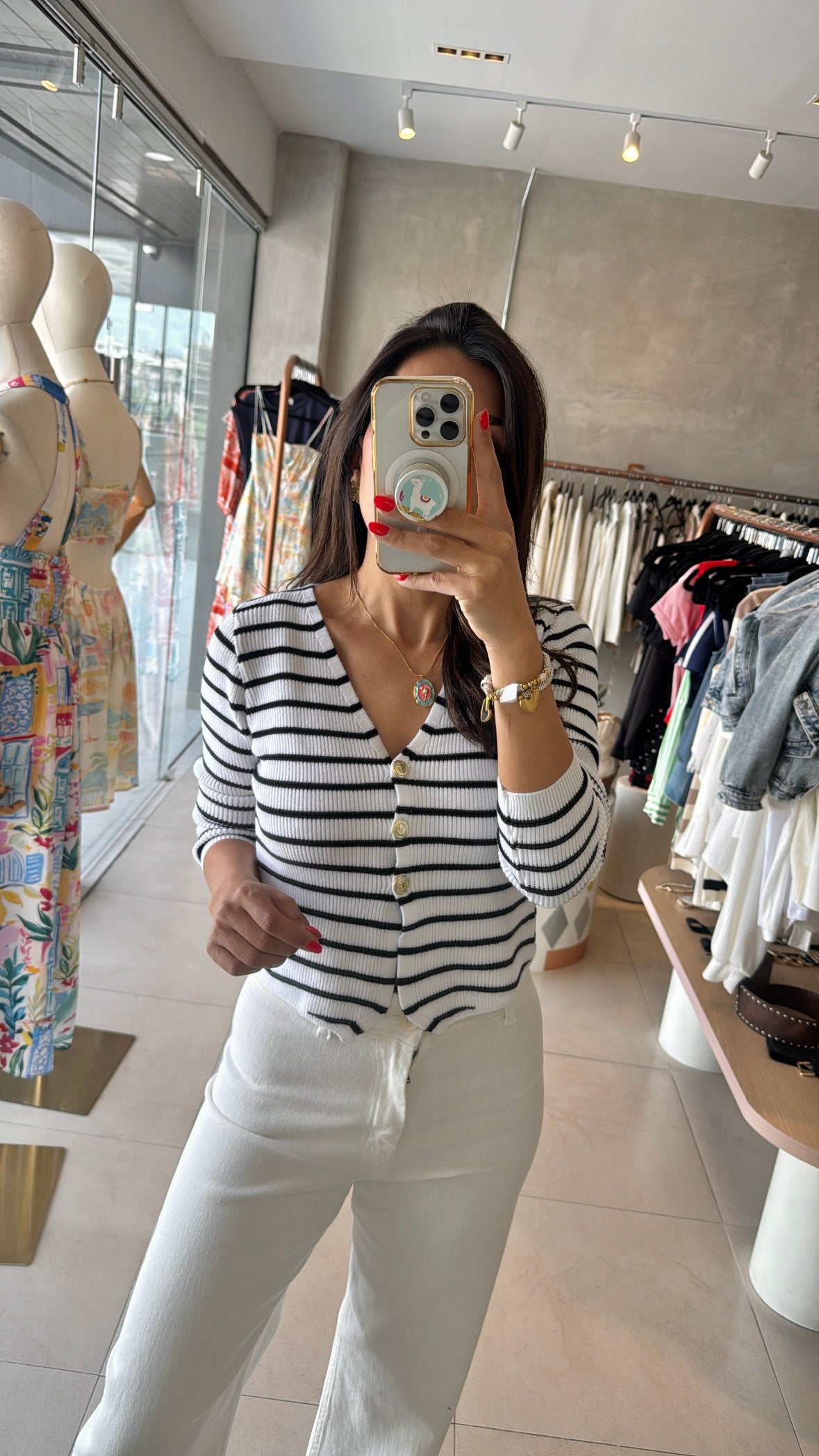 Blusa rayadas blanca con negro