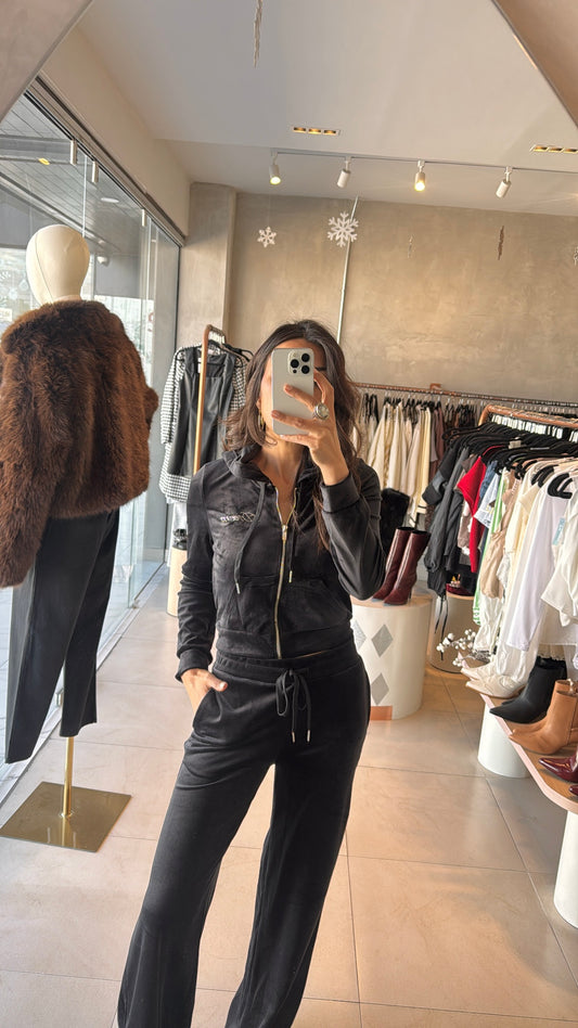 Set negro terciopelo