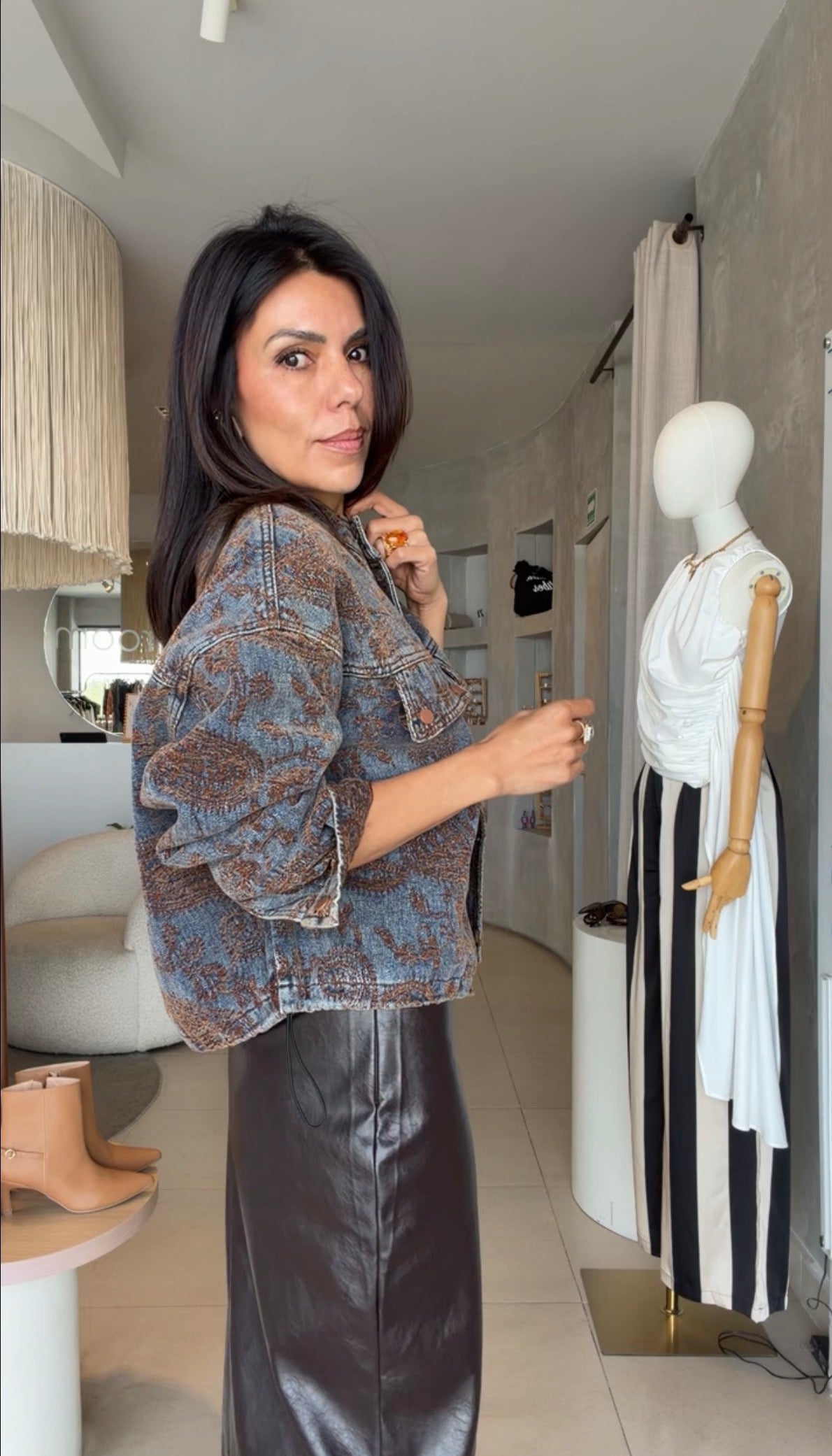 Chamarra denim con cafe