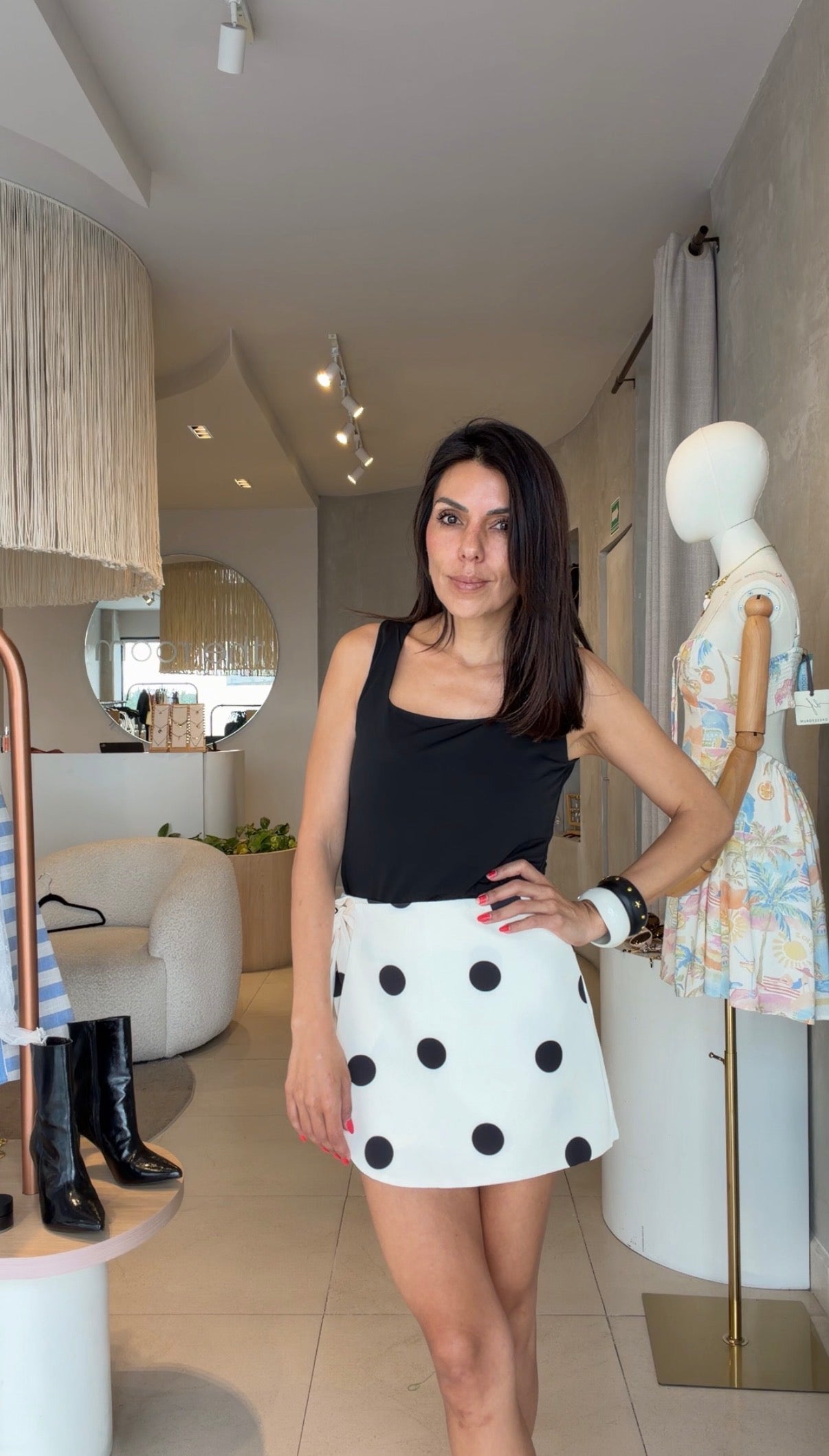 Falda short polka dots