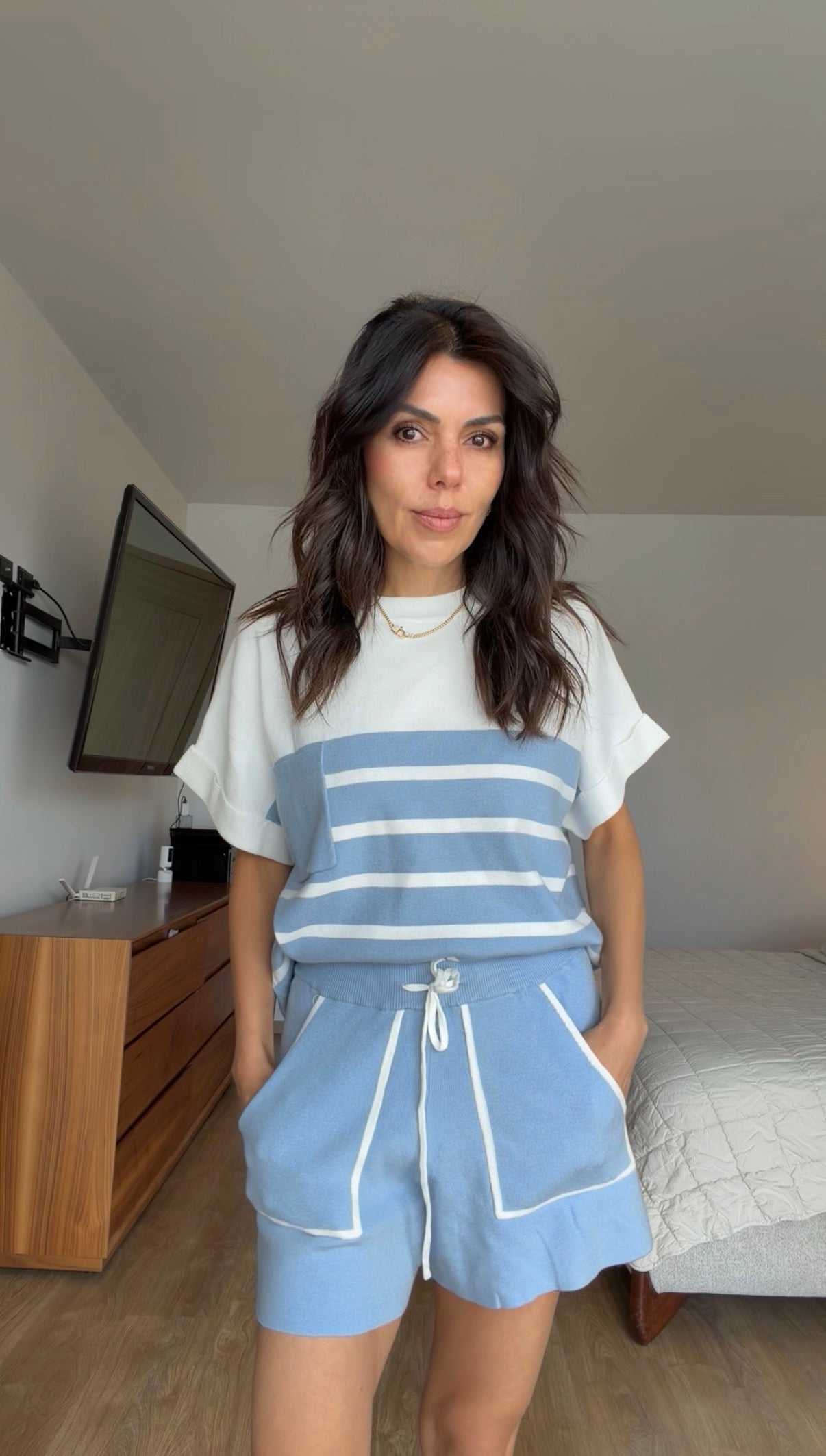 Set short y blusa rayas azules