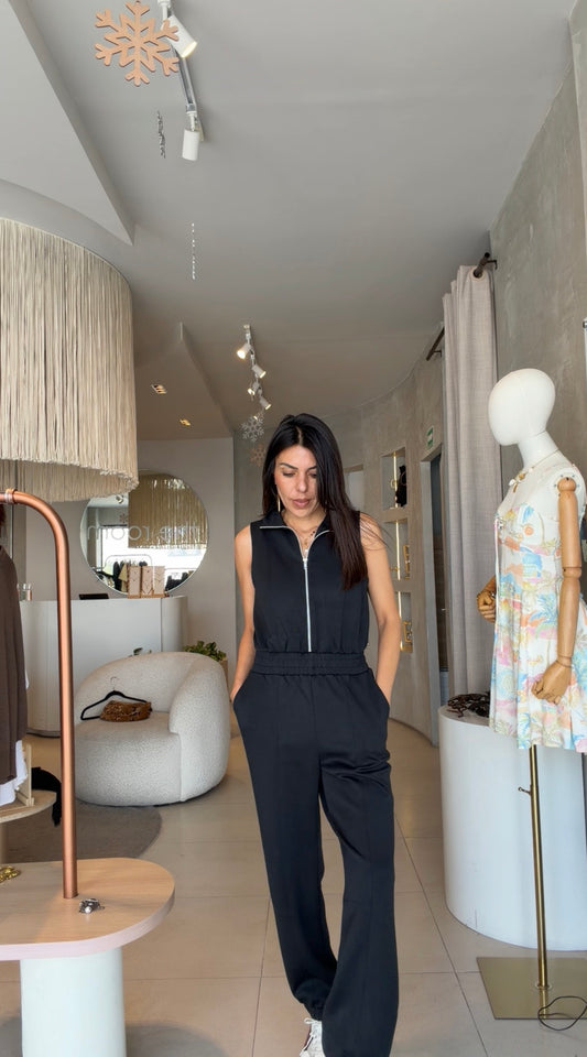 Pre order Jumpsuit negro modal