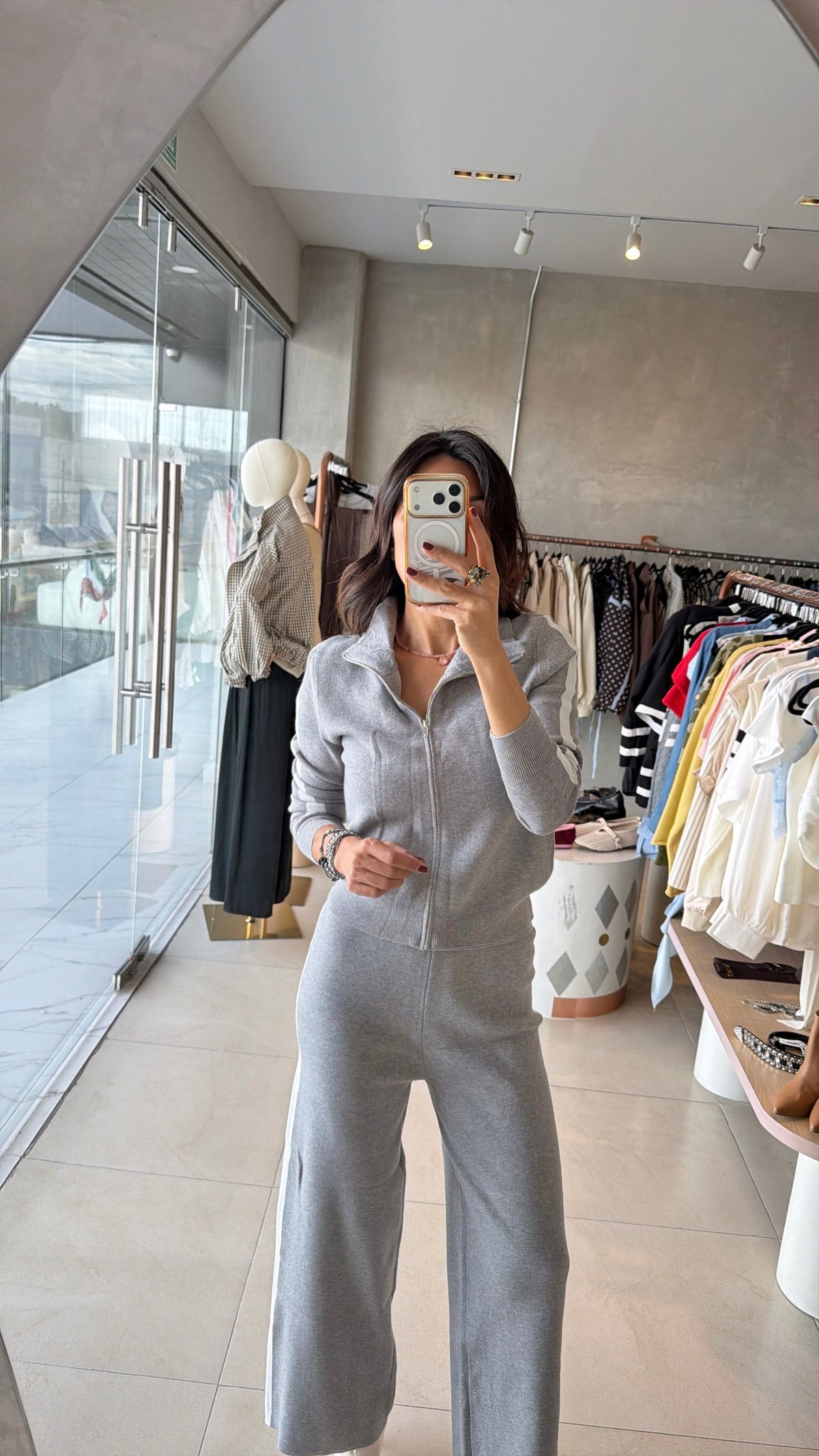 Set punto gris filo blanco