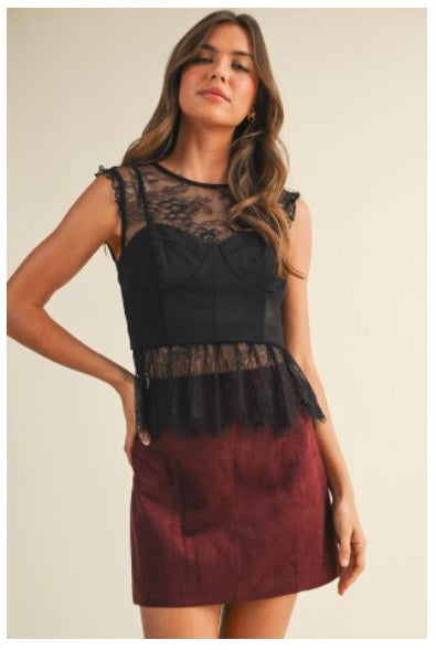 Top encaje negro
