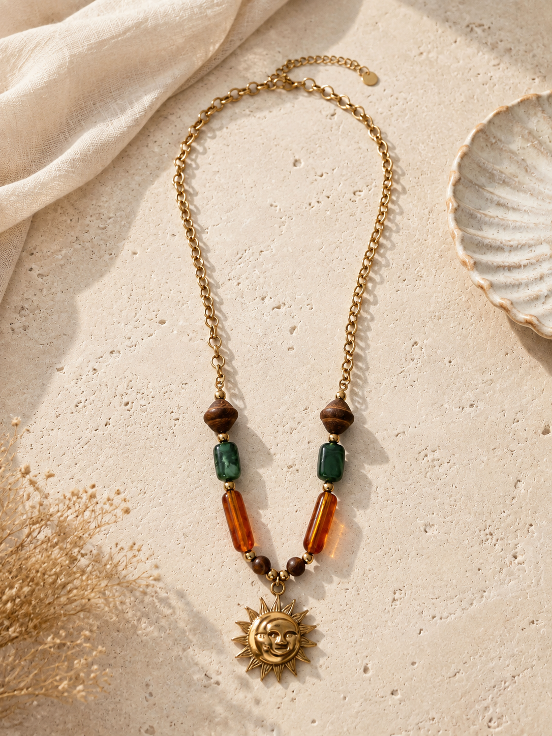 Collar piedras y sol