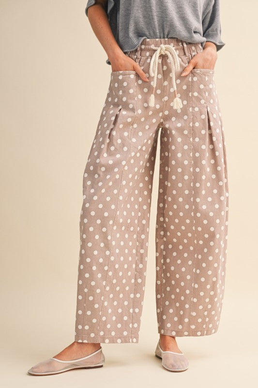 Pantalón barrel polka dots beige