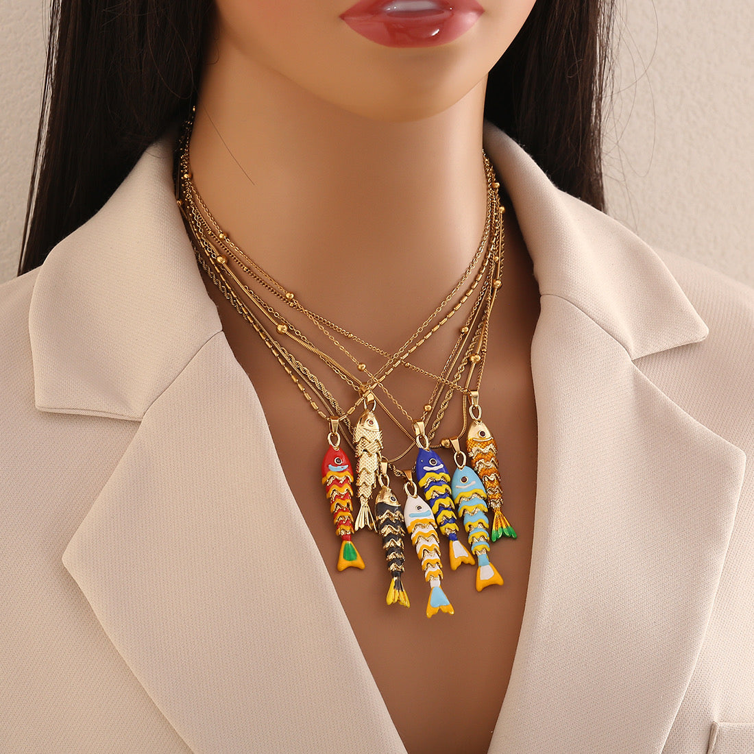 Collar pez blanco con azul