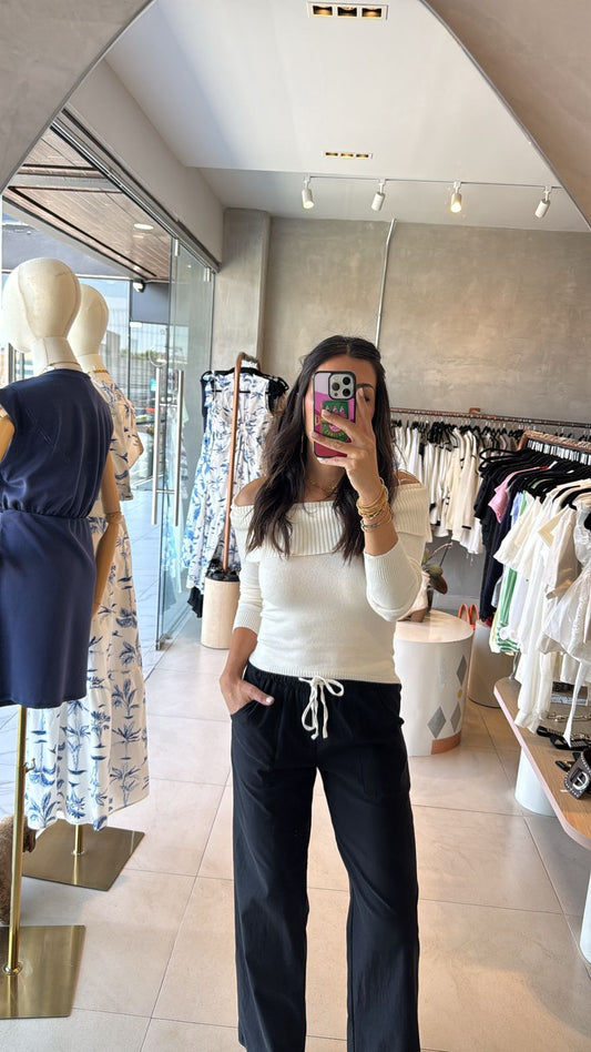 Blusa beige hombro
