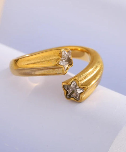 Anillo dorado estrella