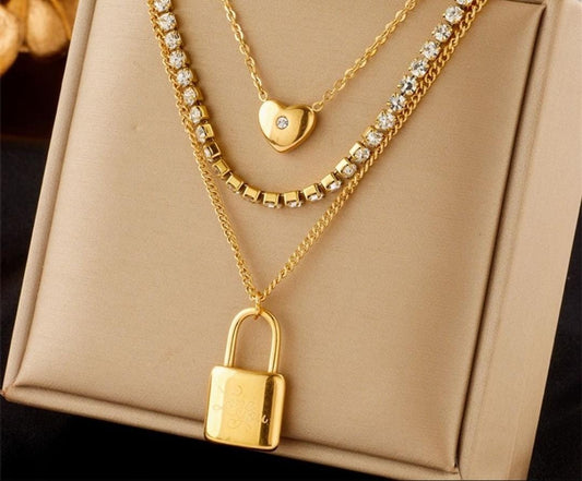 Collar candado y corazón