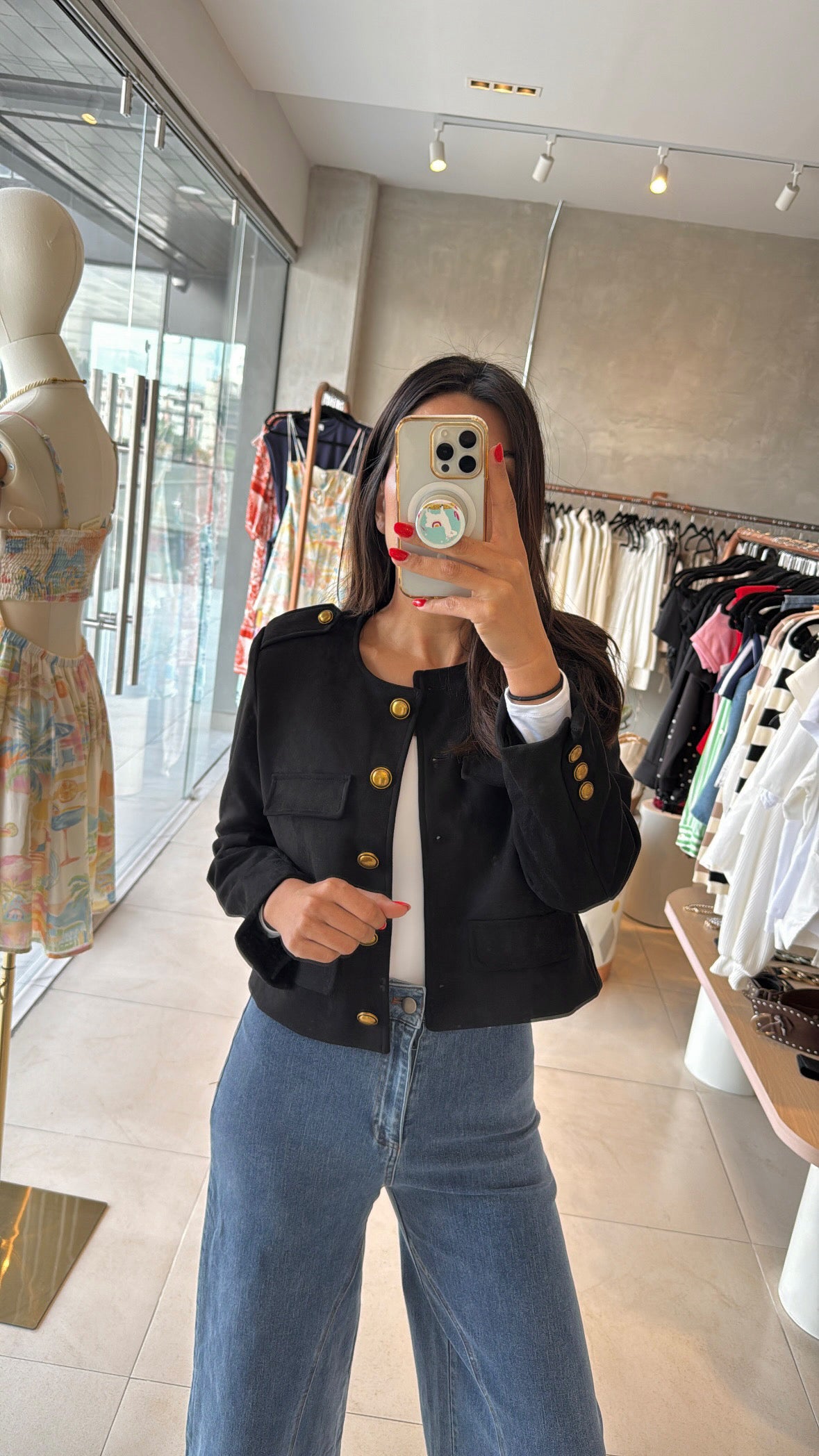 Chamarra gamuza negra