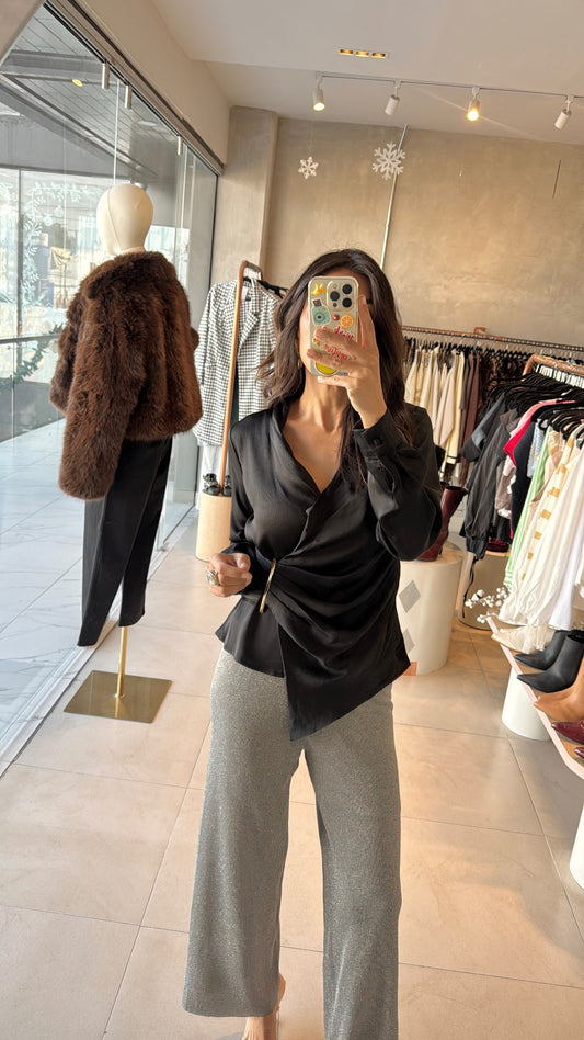 Pantalón plateado brillos