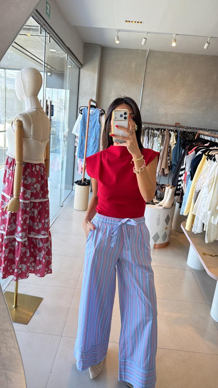 Pantalón rayado azul con rojo