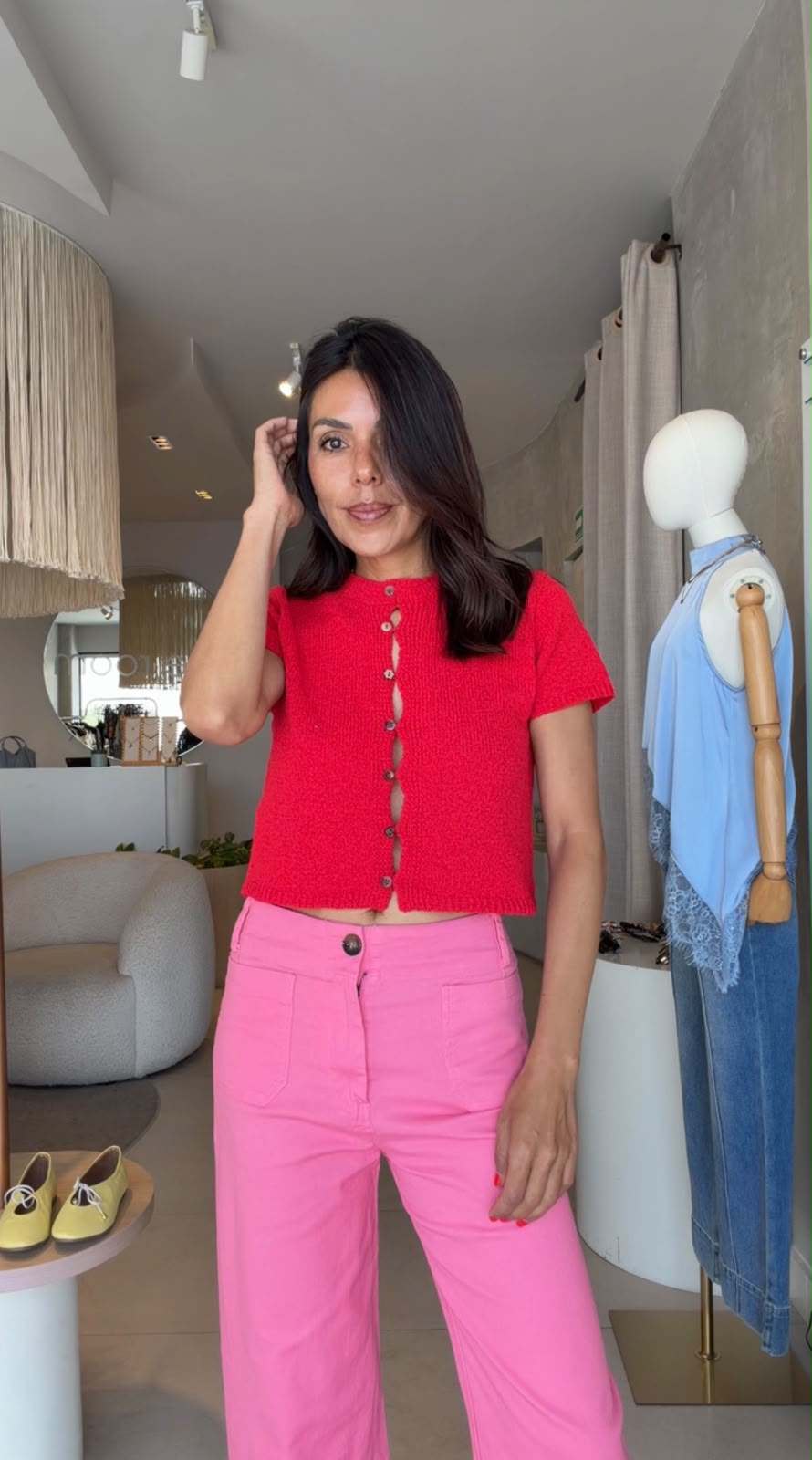 Blusa roja botones