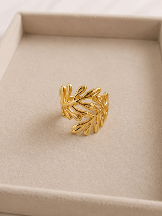 Anillo hoja de laurel