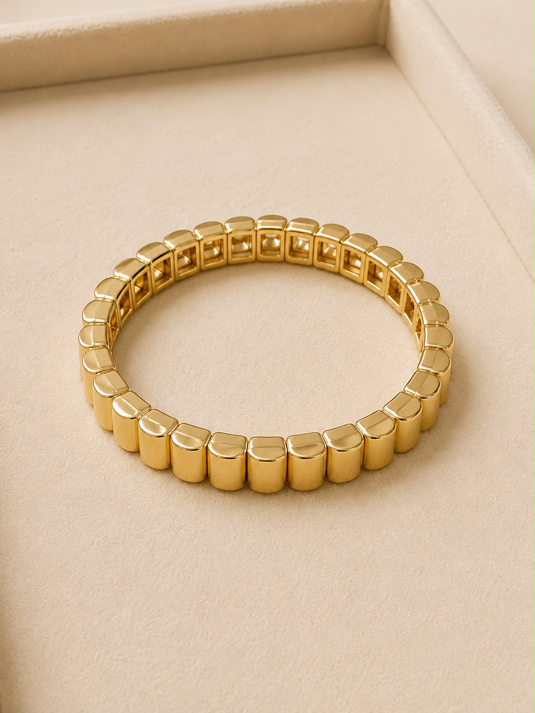 Brazalete dorado Limar