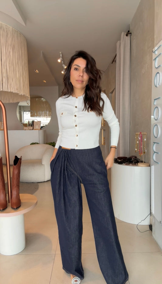 Suéter blanco botones