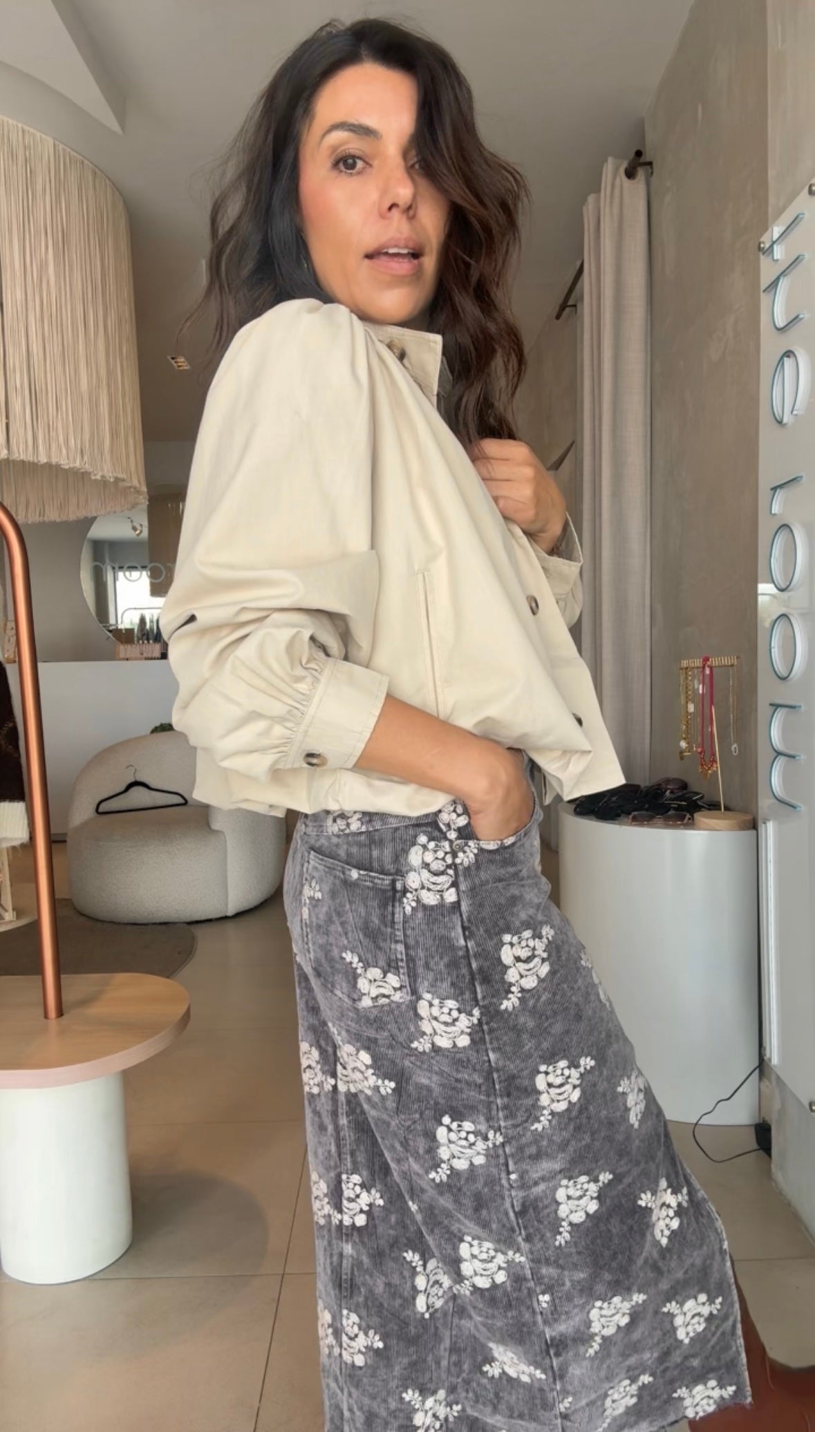 Chamarra beige manga bombacha