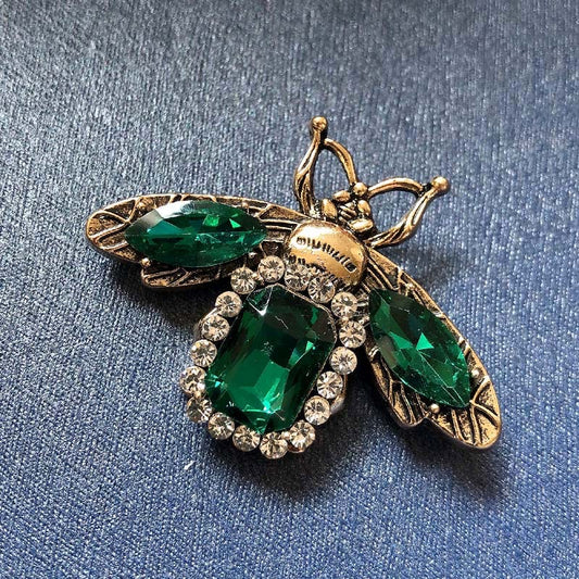 Pin abeja verde
