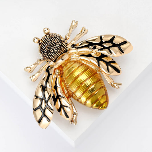 Pin abeja dorada