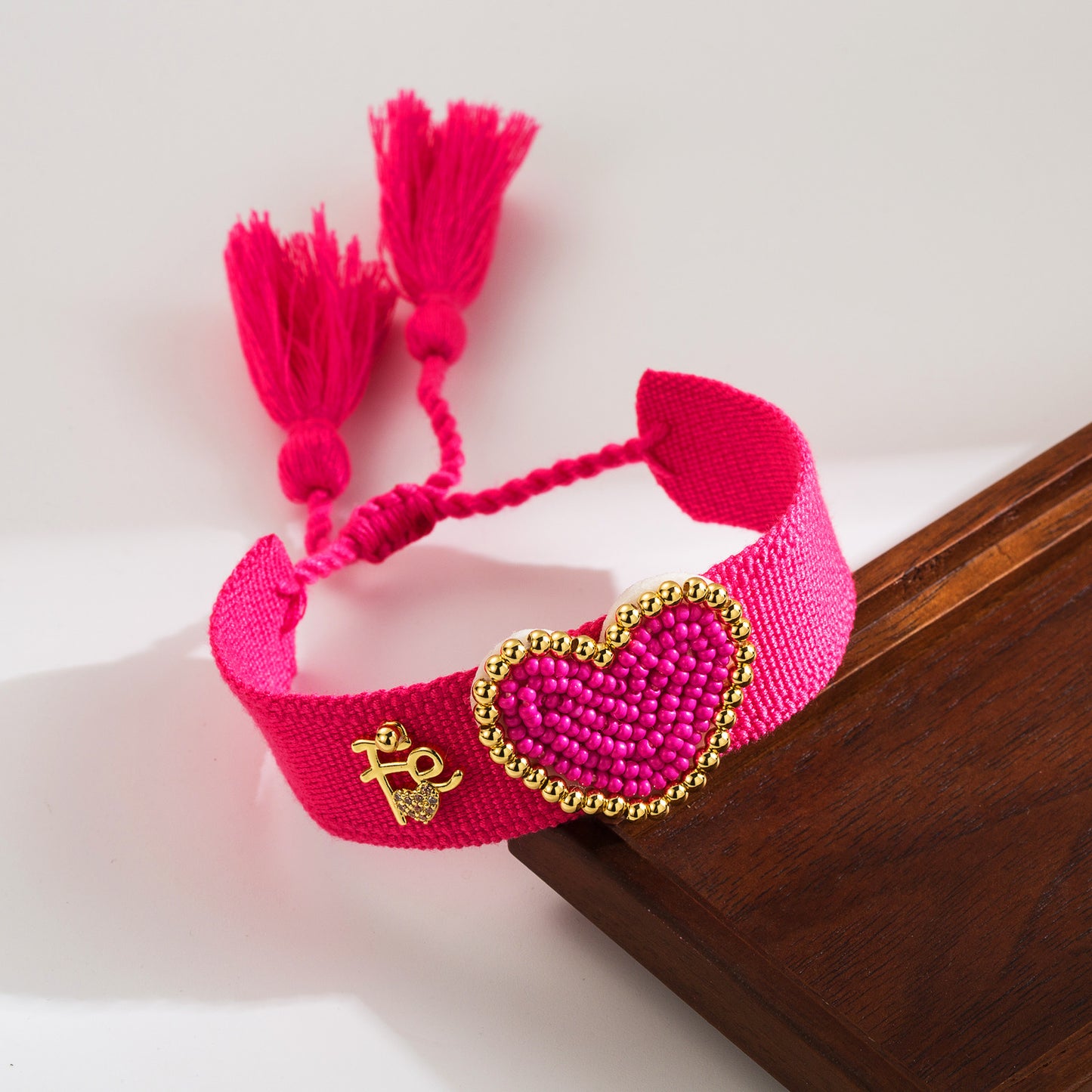 Pulsera corazón fiusha