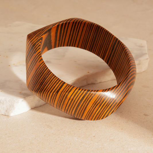 Brazalete cafe tipo madera
