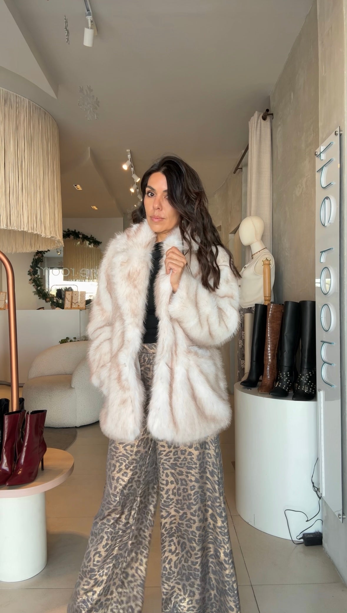 Abrigo beige con camel