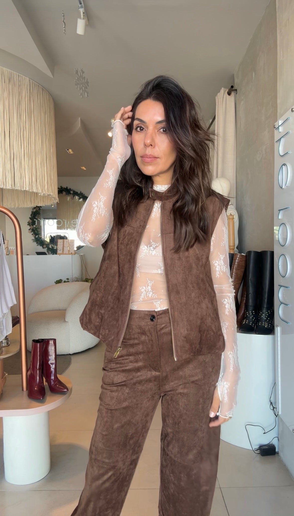 Set suede cafe chaleco y pantalón