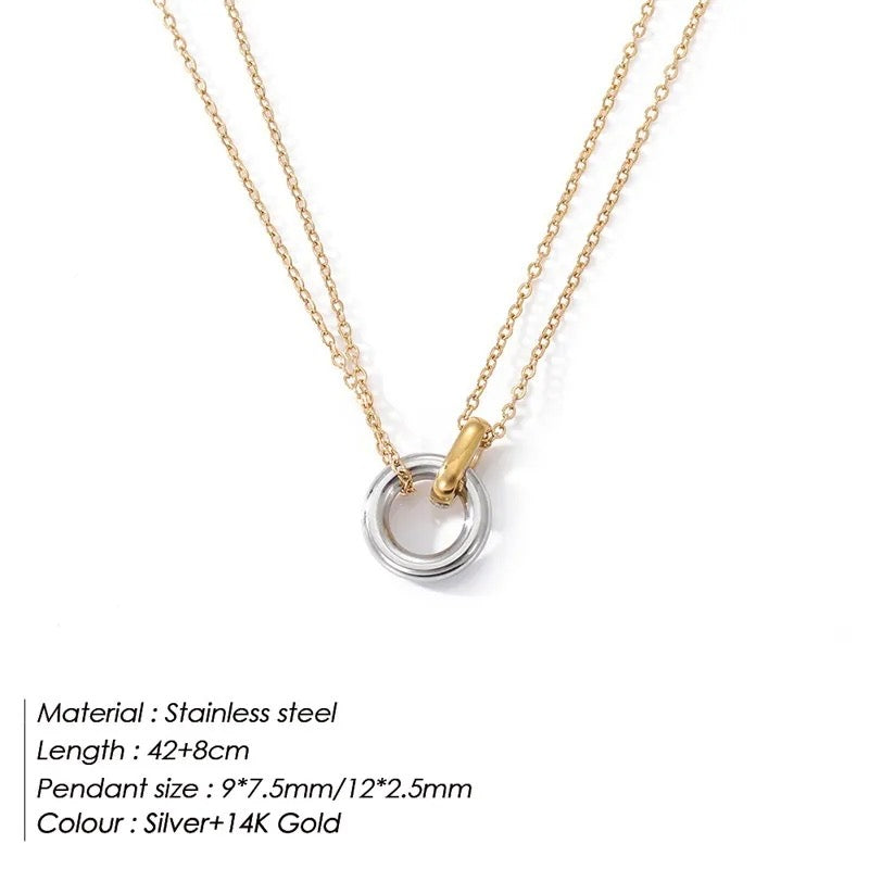 Collar dorado con aro