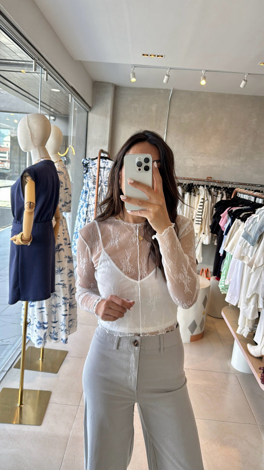 Top encaje blanco