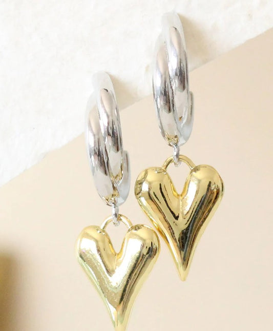 Arracada corazón dorado