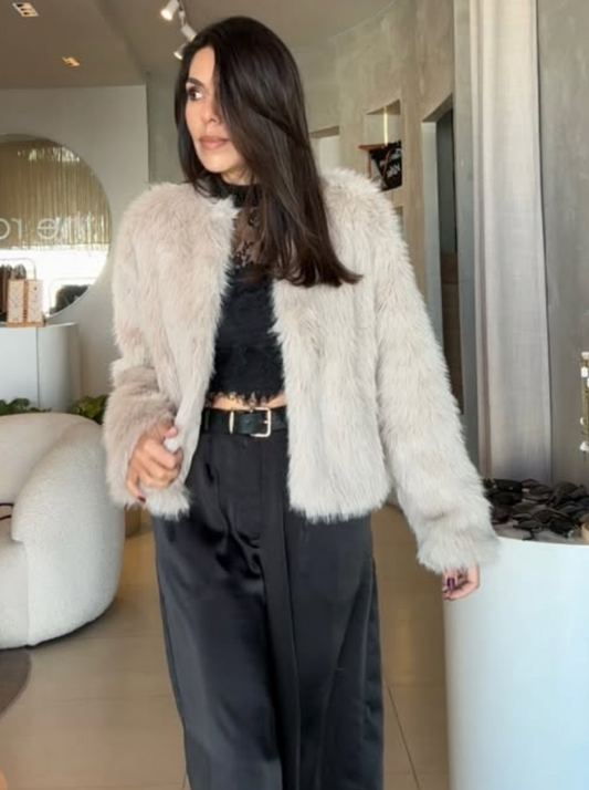 Abrigo peluche beige